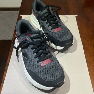 Men’s Nike Air Max Systm